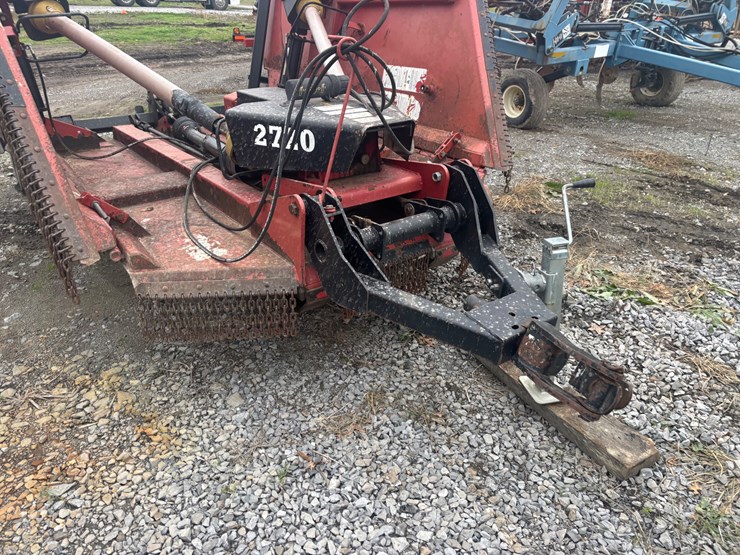 bush-hog-2720-image-2