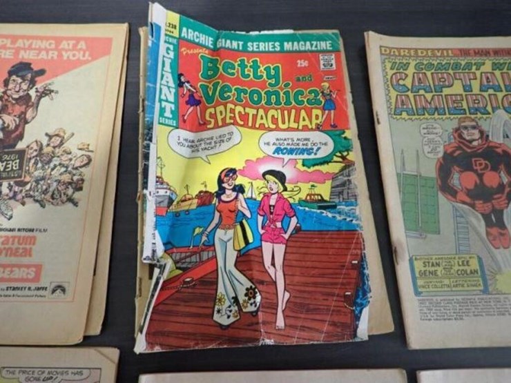 qty-of-vintage-comic-books-image-11