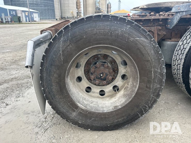 international-9900i-image-18