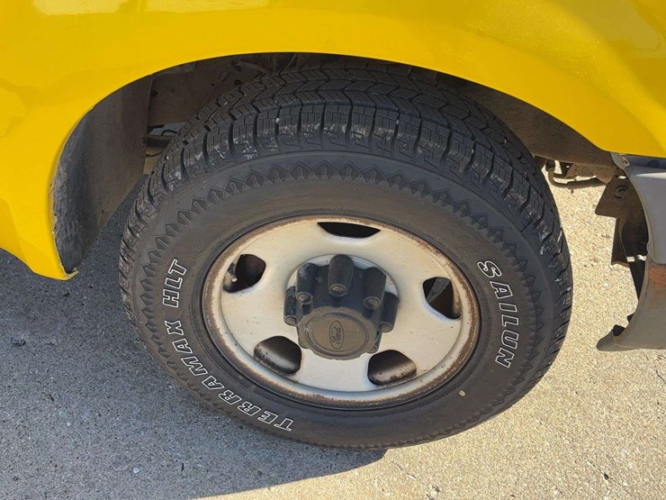 2005-ford-f350-image-9