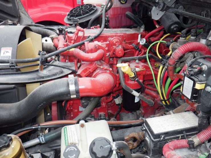 freightliner-m2-106-image-19