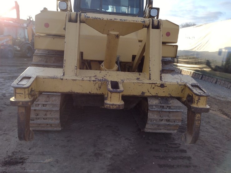 caterpillar-d6t-xl-image-45
