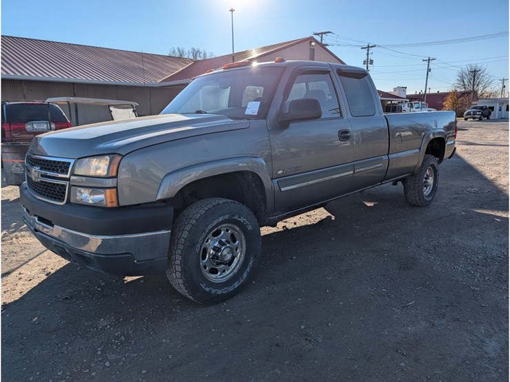 2007-chevrolet-2500-image-1