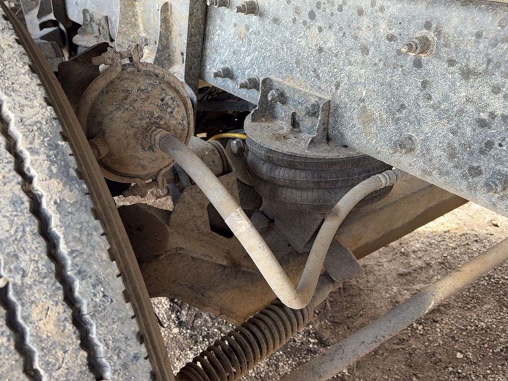 2017-kenworth-t880-image-12