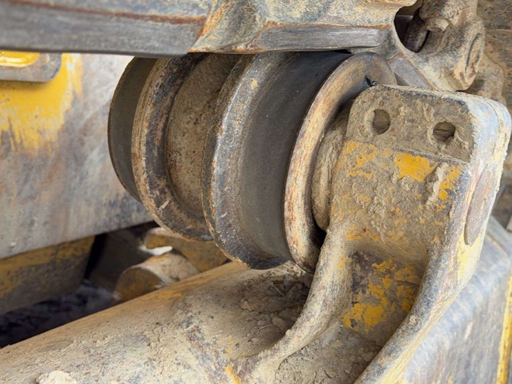 2002-komatsu-d65ex-image-15