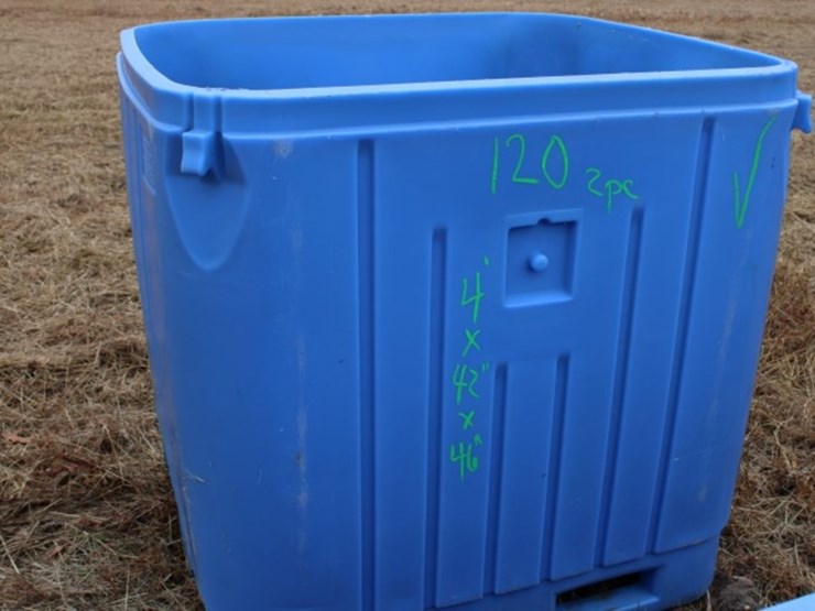 2-saeplast-insulated-boxes-4'-x-42-x-46"-4-x-42"-x-33"-image-4