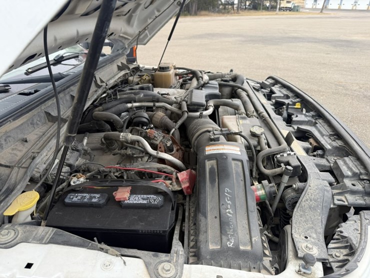 2011-ford-f550-image-12