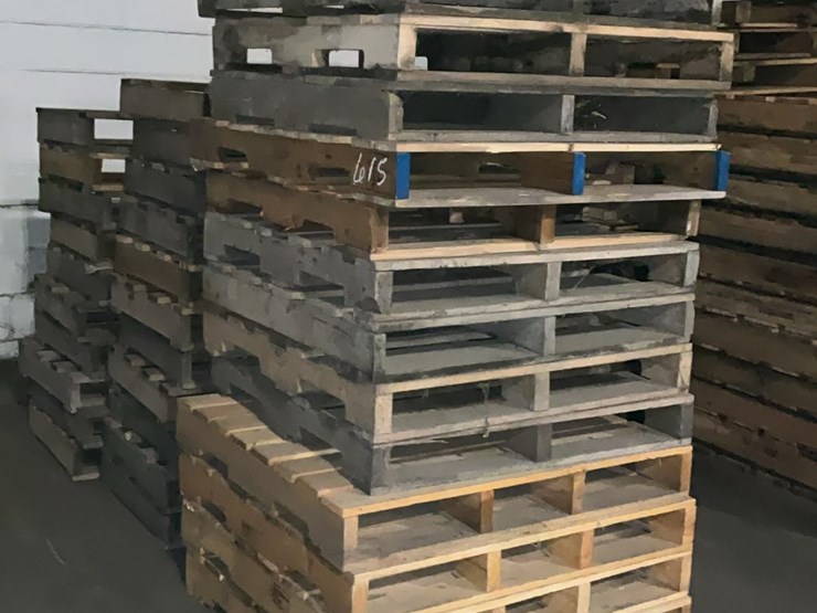 #615-•-pallets-image-1
