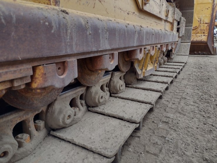 caterpillar-14-image-27