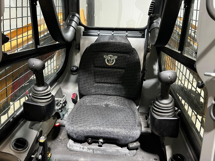 2021-case-sr270b-image-18