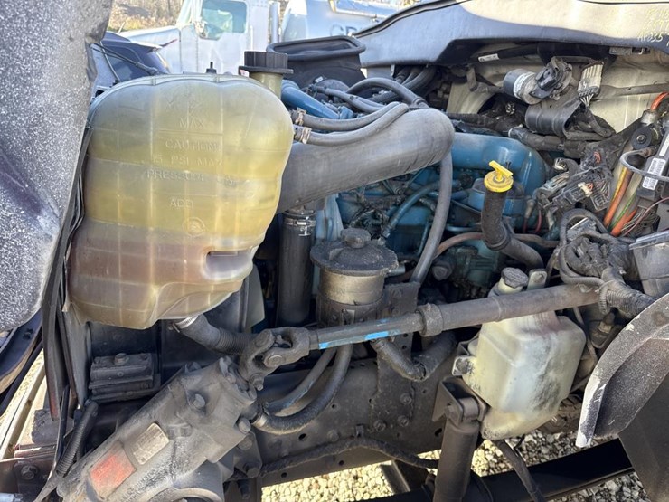 2005-international-durastar-4300-image-59