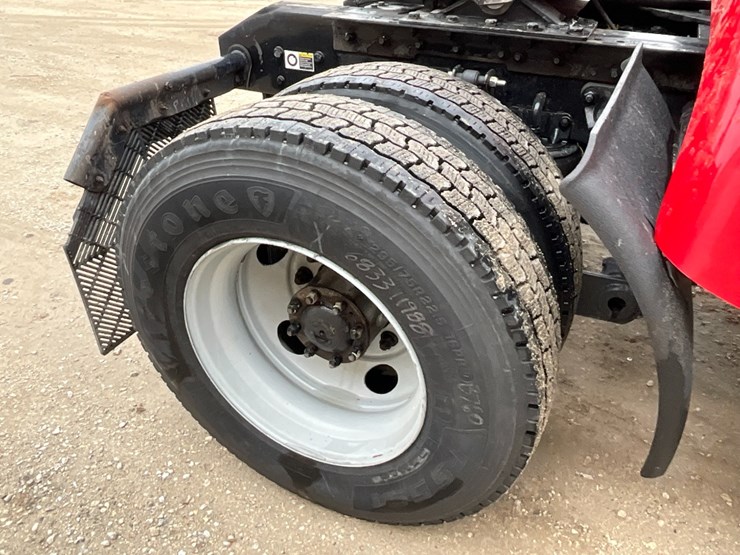 2020-kenworth-t680-image-10