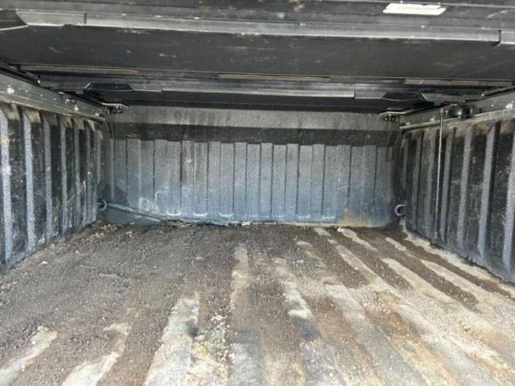 2020-ram-1500-laramie-longhorn-image-37