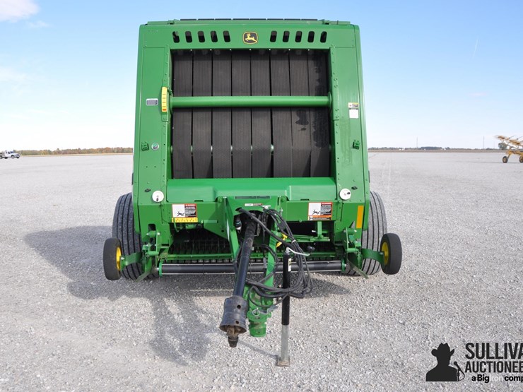 john-deere-560m-image-2