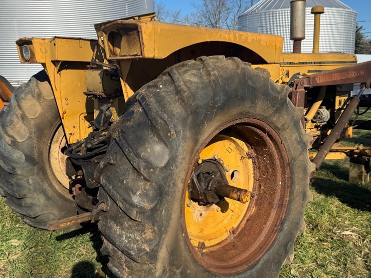 minneapolis-moline-m670-image-6