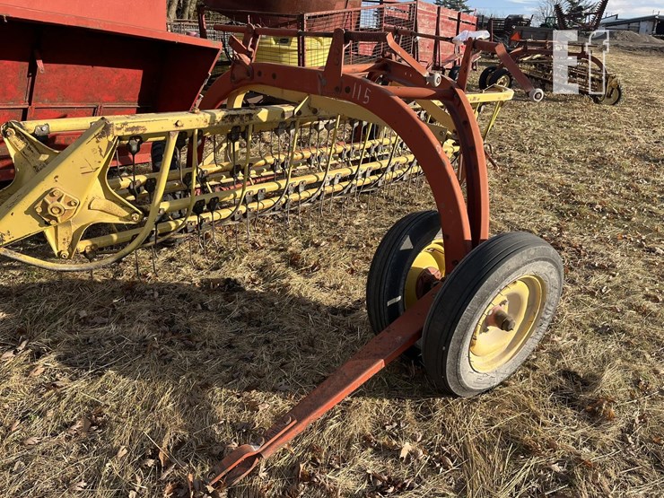 new-holland-258-image-2