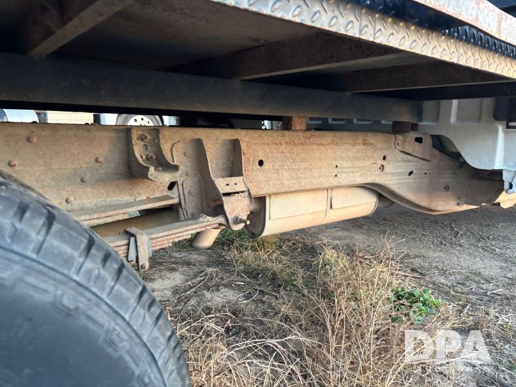 2009-chevrolet-3500hd-image-36