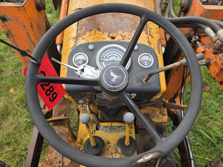 john-deere-300-image-32