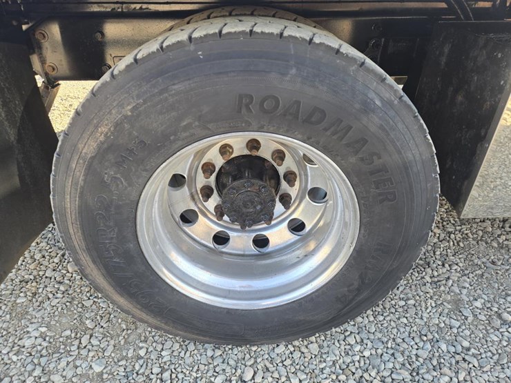 2022-international-mv607-image-65