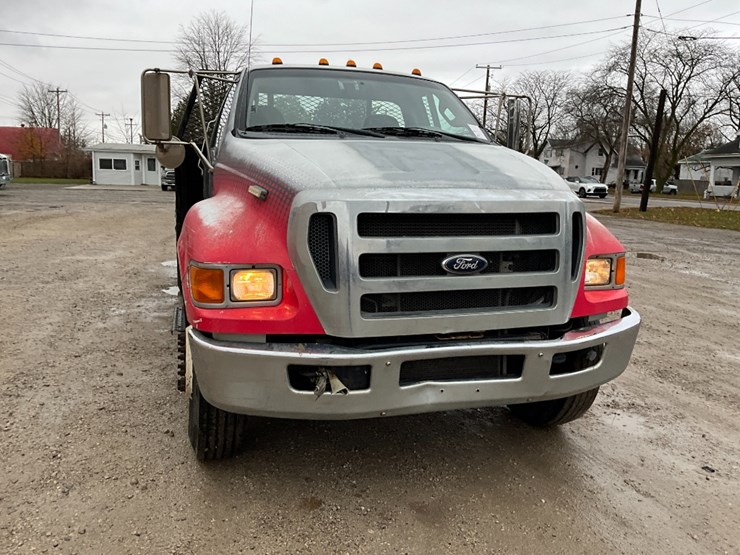 2015-ford-f650-image-4