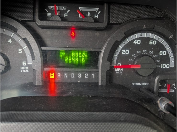 2009-ford-e350-image-22