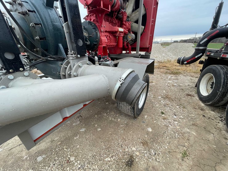 caterpillar-c15-image-11