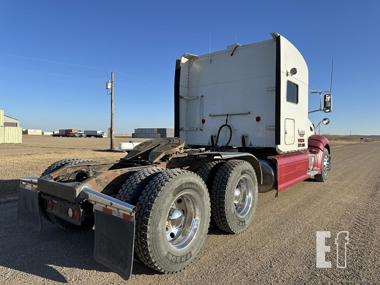 2014-peterbilt-386-image-8