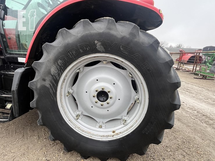 massey-ferguson-6475-image-7