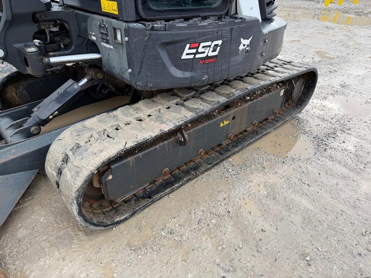 2022-bobcat-e50-image-14