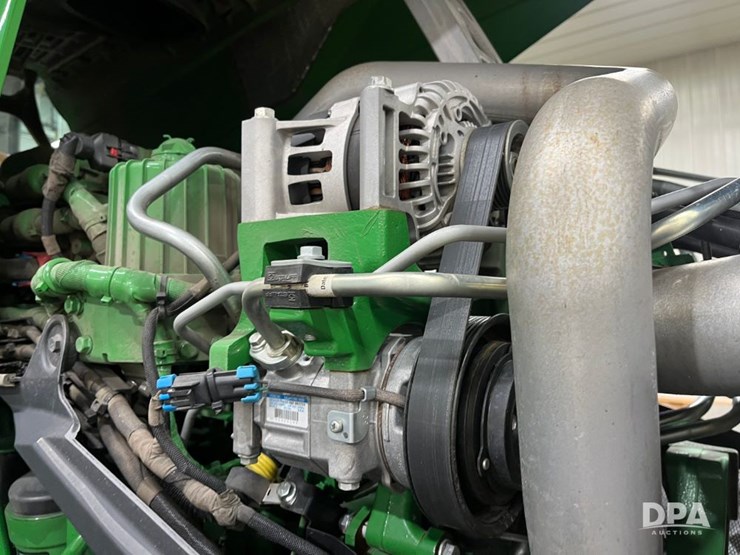 john-deere-8r-340-image-63