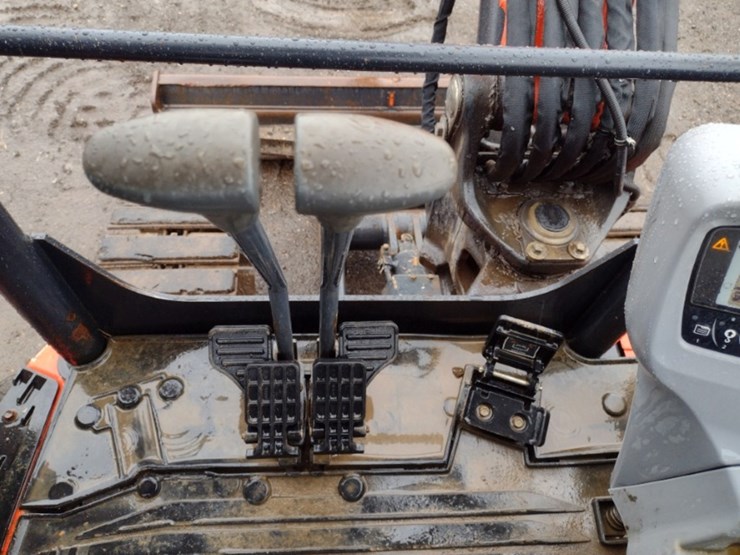 kubota-kx040-4-image-7