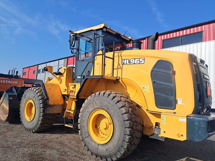 2018-hyundai-hl965-image-4