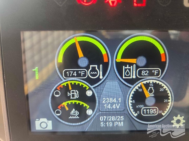 2020-cat-299d3-xe-skid-steer-image-19