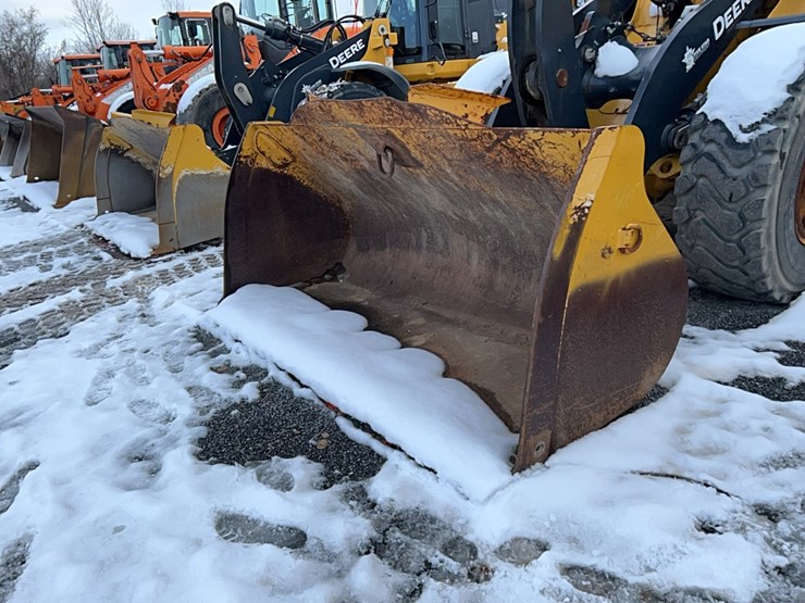 2021-deere-624p-image-2