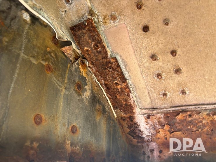 2011-merritt-dry-trailer-(dr12682-unit-97574)-image-31