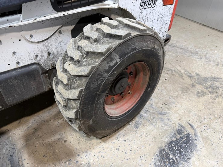 2022-bobcat-s850-image-13