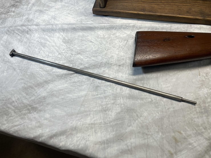#2296-•-original-winchester-model-74-22-lr-semi-auto-rifle,-sn:-160604a-image-17