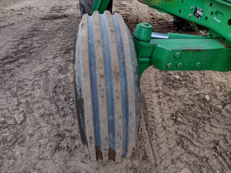 john-deere-6210-image-13