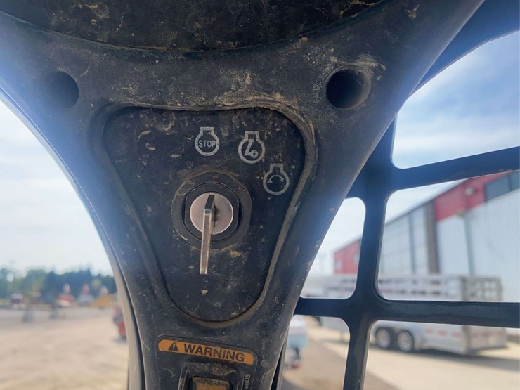 bobcat-t590-image-25