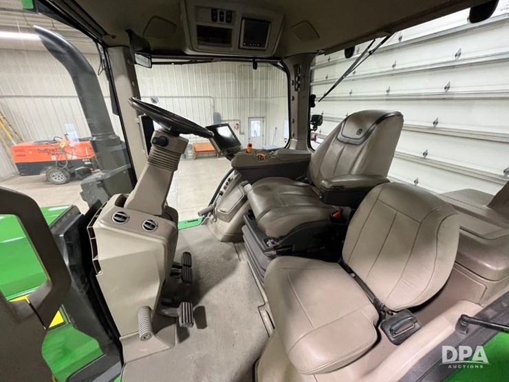 john-deere-8r-340-image-46