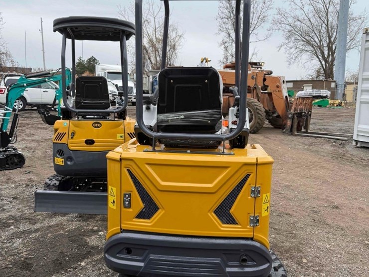 new-cfg-industrial-co-mini-excavator-model-mx20r-image-5