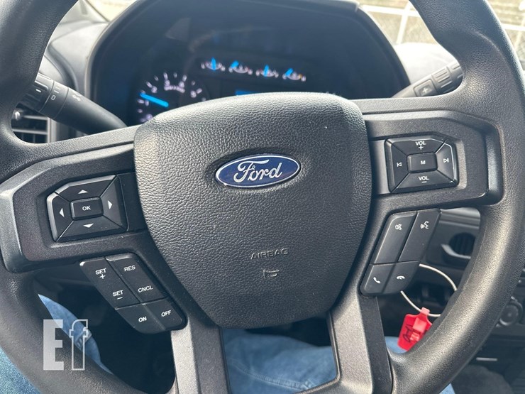 2017-ford-f350-xl-image-34