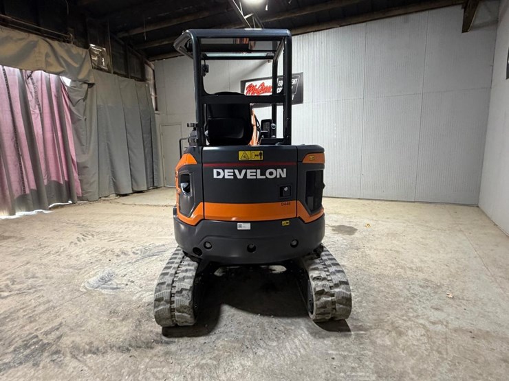 2026-develon-dx27z-7-image-4