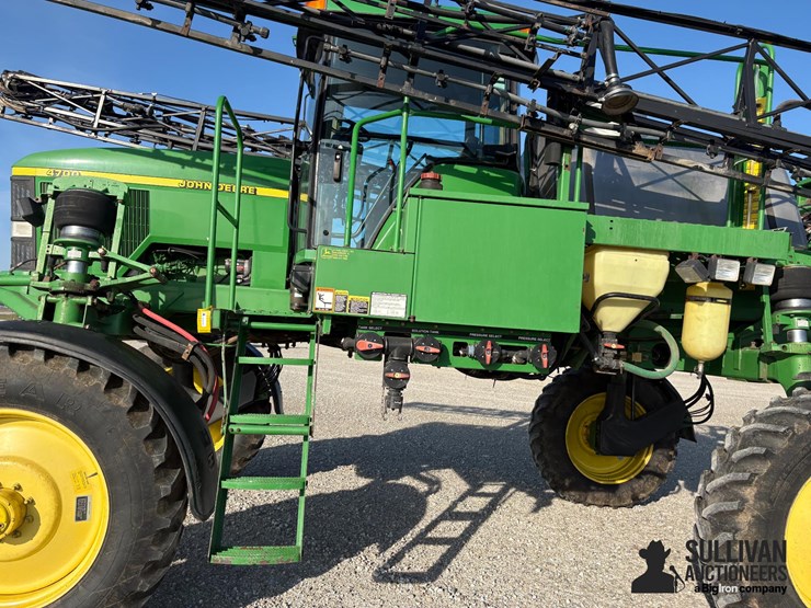john-deere-4700-image-14