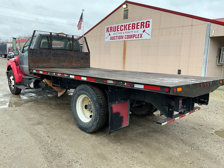 2015-ford-f650-image-12