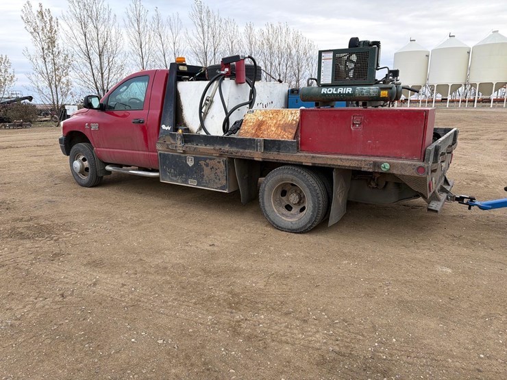 2008-dodge-3500-image-3