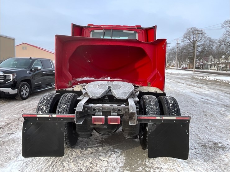 2019-international-lt-image-9