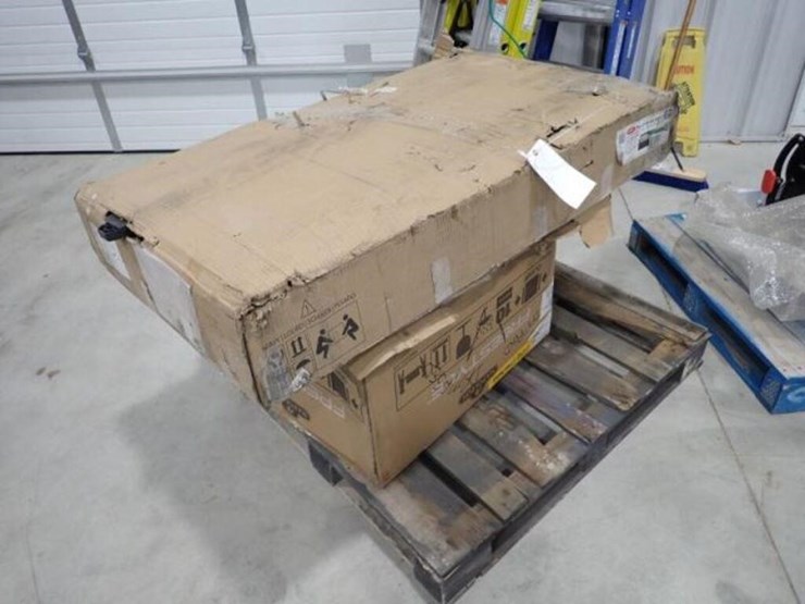 keter-70g-storage-bench-image-2