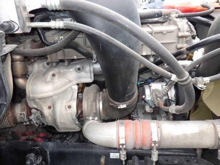 freightliner-cascadia-125-image-23