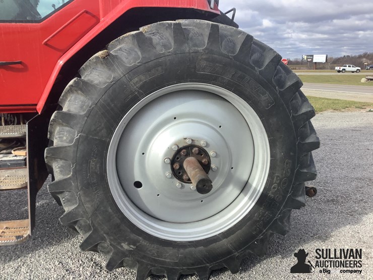 1998-case-8490-mfwd-tractor-image-13